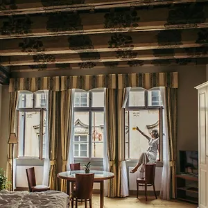 residence-thunovska.praguehotelsweb.com/